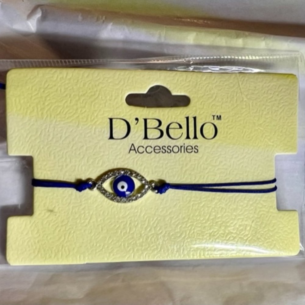 🌷 3 / $9-New in Package D'Bello blue evil eye adjustable bracelet🌷